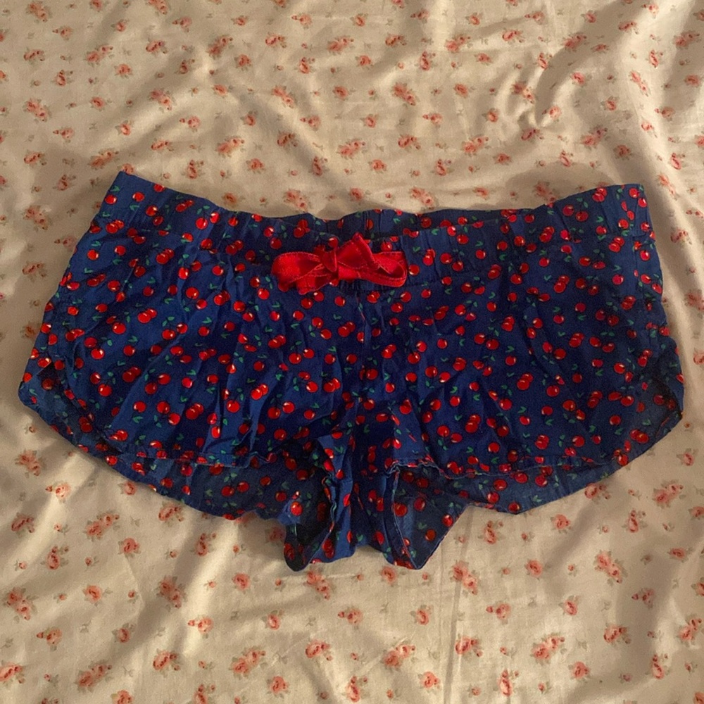 Old Navy Y2K 100% Cotton Pajama Shorts w Cherries